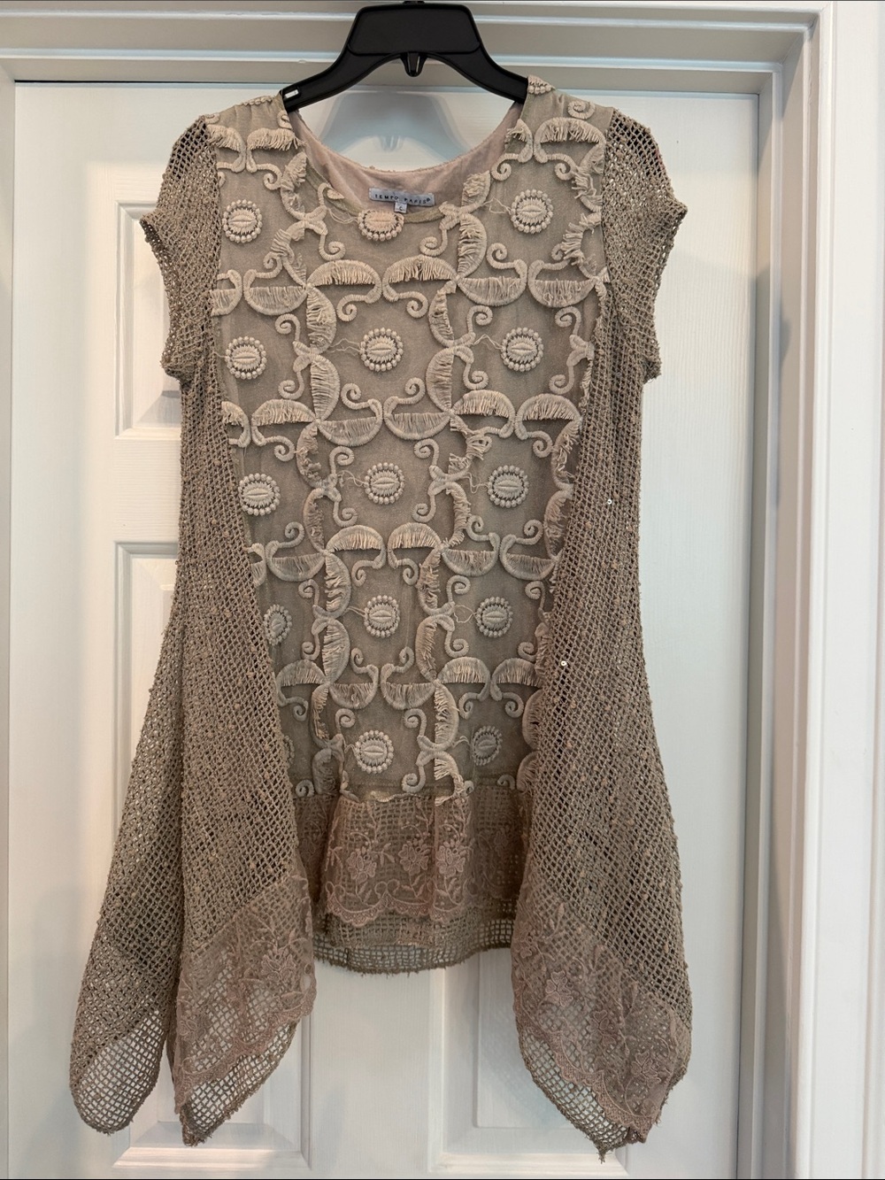 Tempo Paris Beige Crochet & Lace Short Sleeve Tunic